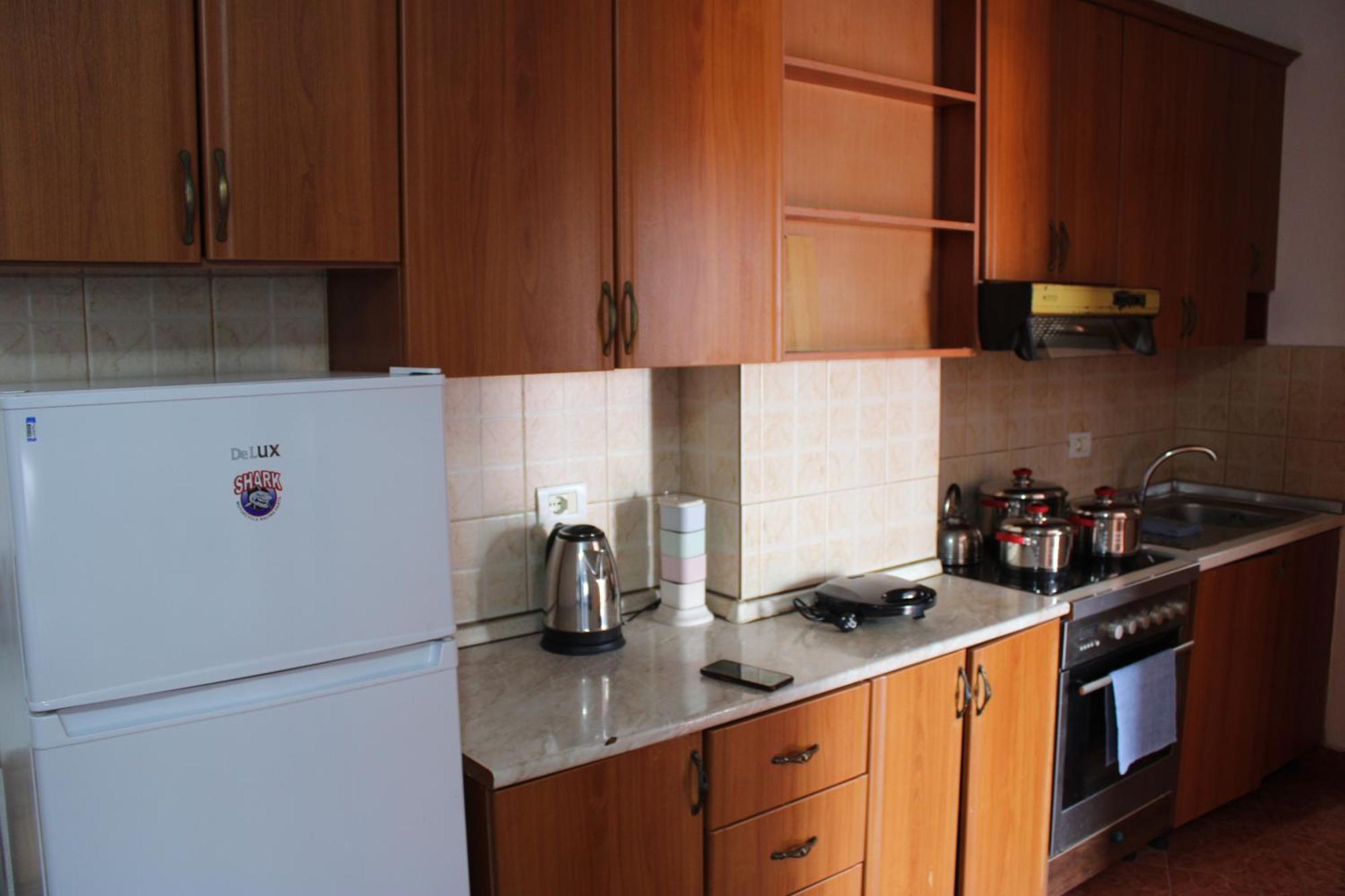 Crew Hostel טיראנה מראה חיצוני תמונה